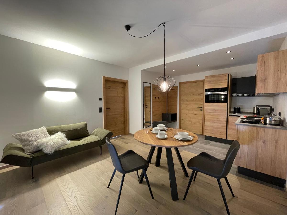 Hauszeit Appartements Bagian luar foto
